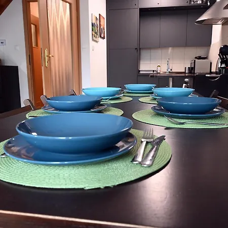 Dwupoziomowy, Duzy Z Garazem I Sauna