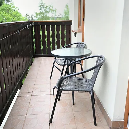 Dwupoziomowy, Duzy Z Garazem I Sauna Sklářská Poruba