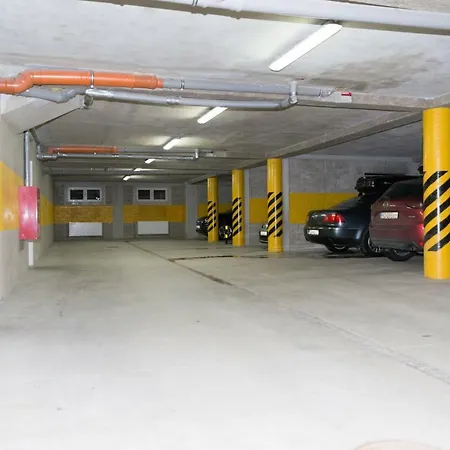 Dwupoziomowy, Duzy Z Garazem I Sauna *